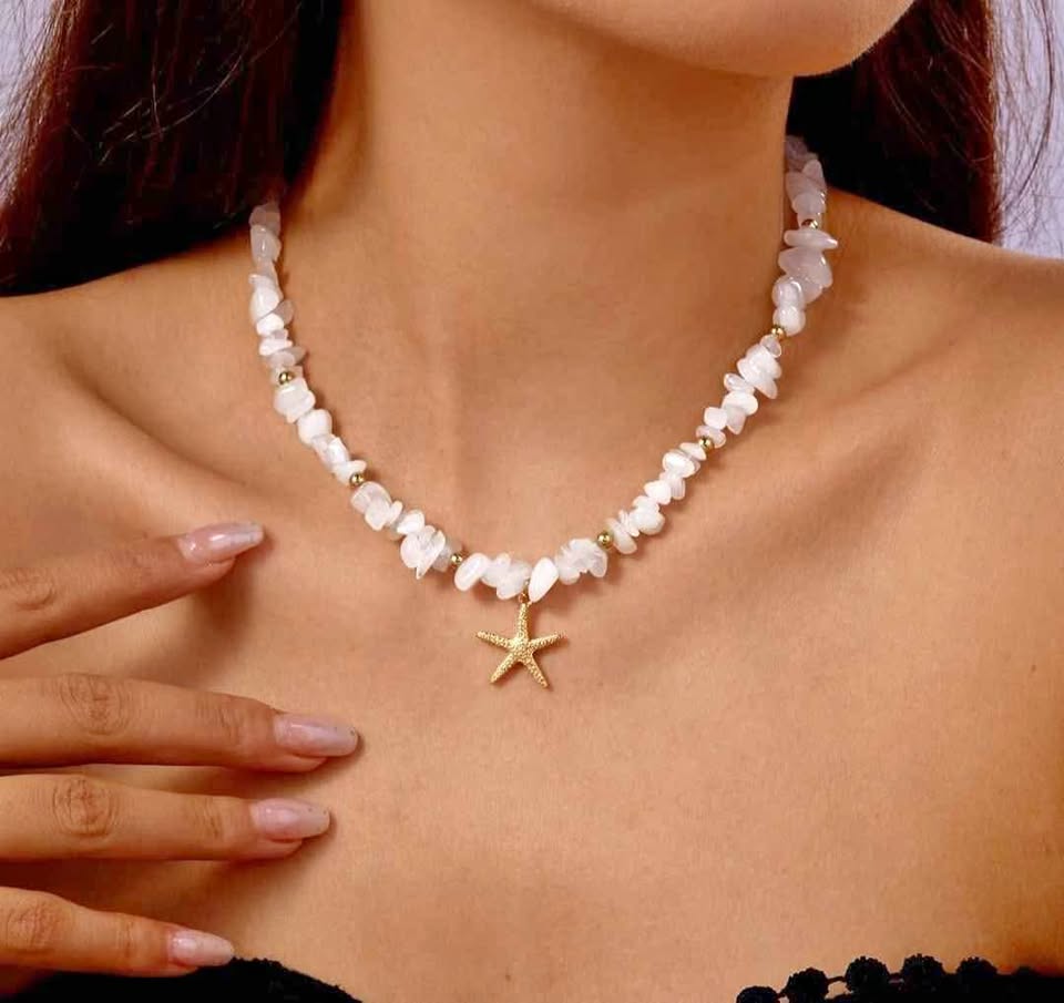 Bohemian Chic Irregular White Bead Necklace with Starfish Charm