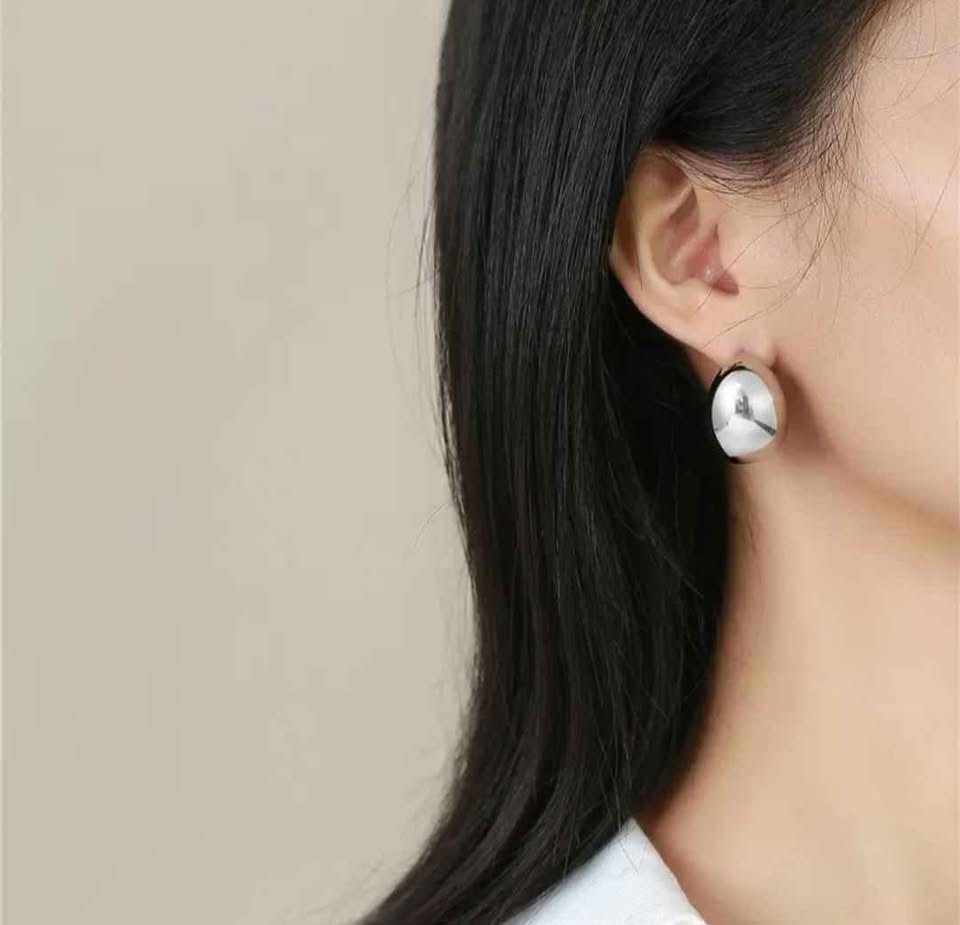 Chunky Crescent Hoop Earrings
